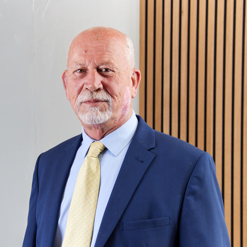 Associate Solicitor
Email Murray