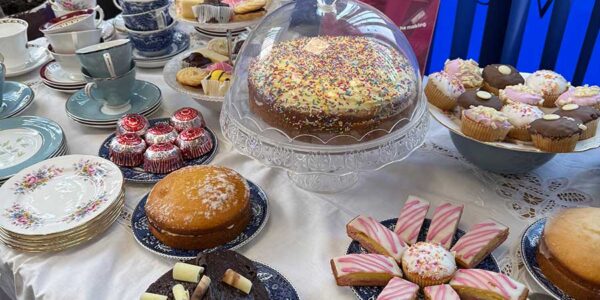 big-centenary-tea-party02